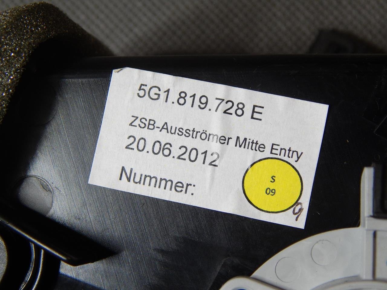 VW GOLF VII grid air conditioning devices 5G1819728E