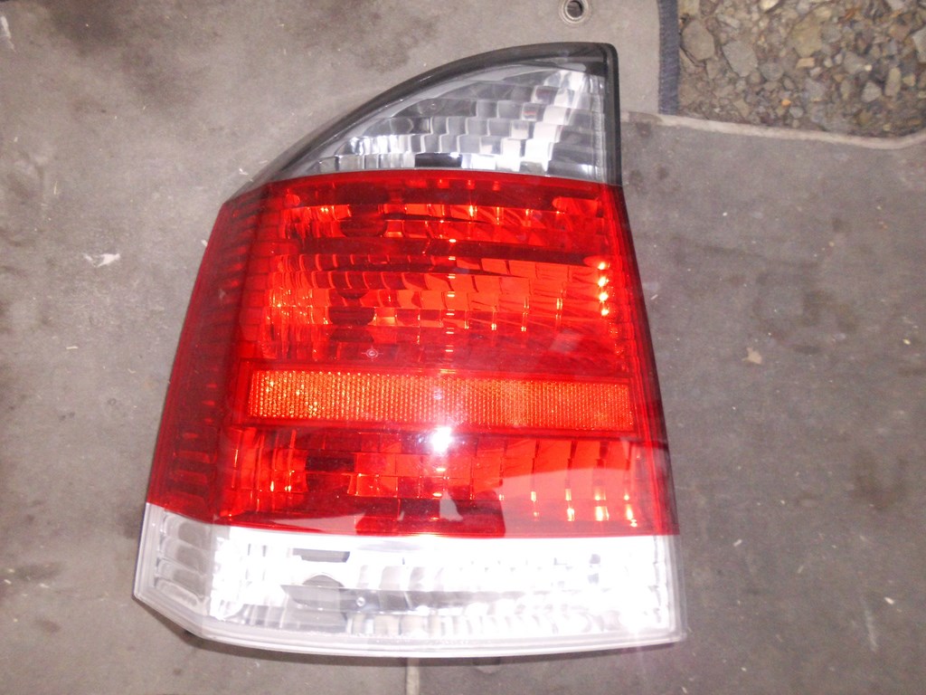 new light left rear OPEL VECTRA C GTS HB sedan
