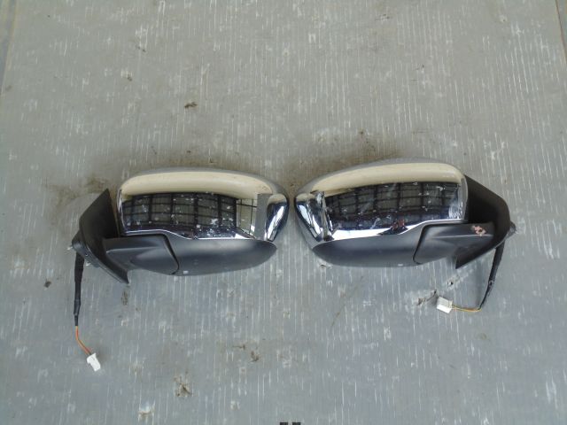mirror right NISSAN NAVARA 2016 ROK.