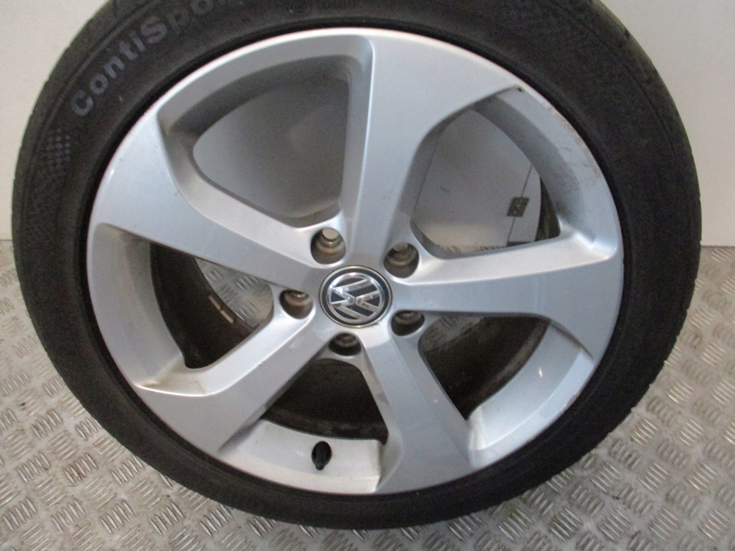 wheel disc tyre VW GOLF 7 5G0 R17 5MM