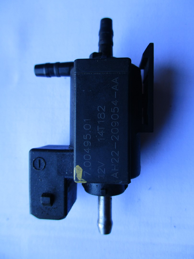 valve vacual AH22-209054-AA Range Sport