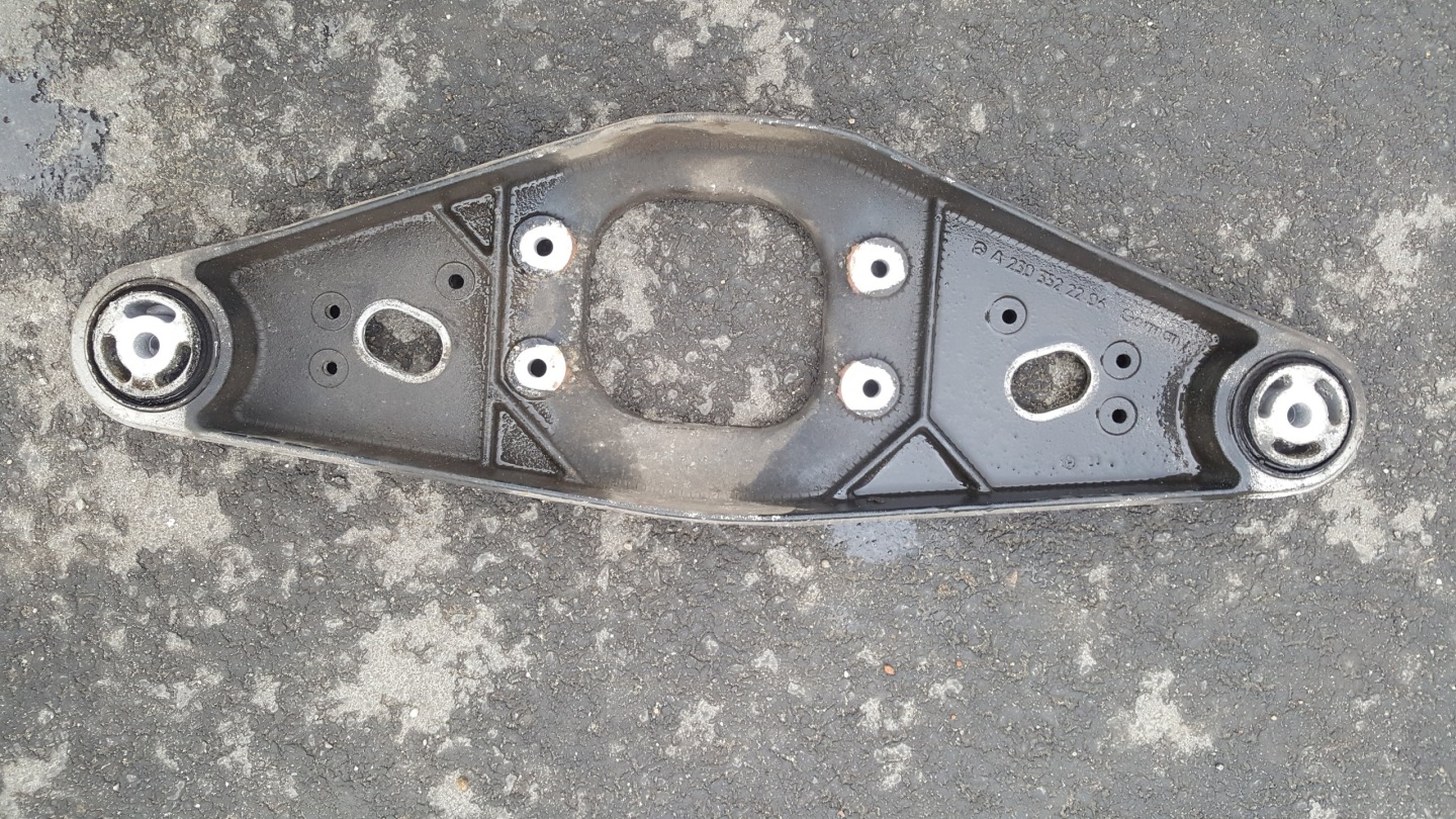 holder holder console DYFRA MERCEDES E W211 A2303522296 OE