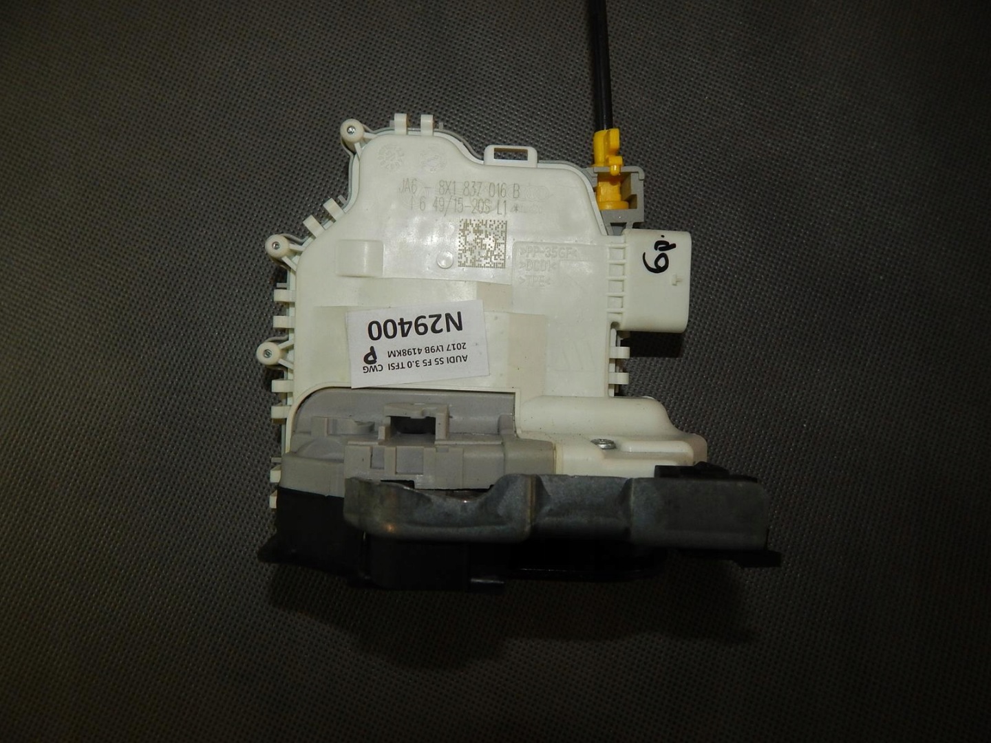 AUDI S5 F5 lock door right 8X1837016B