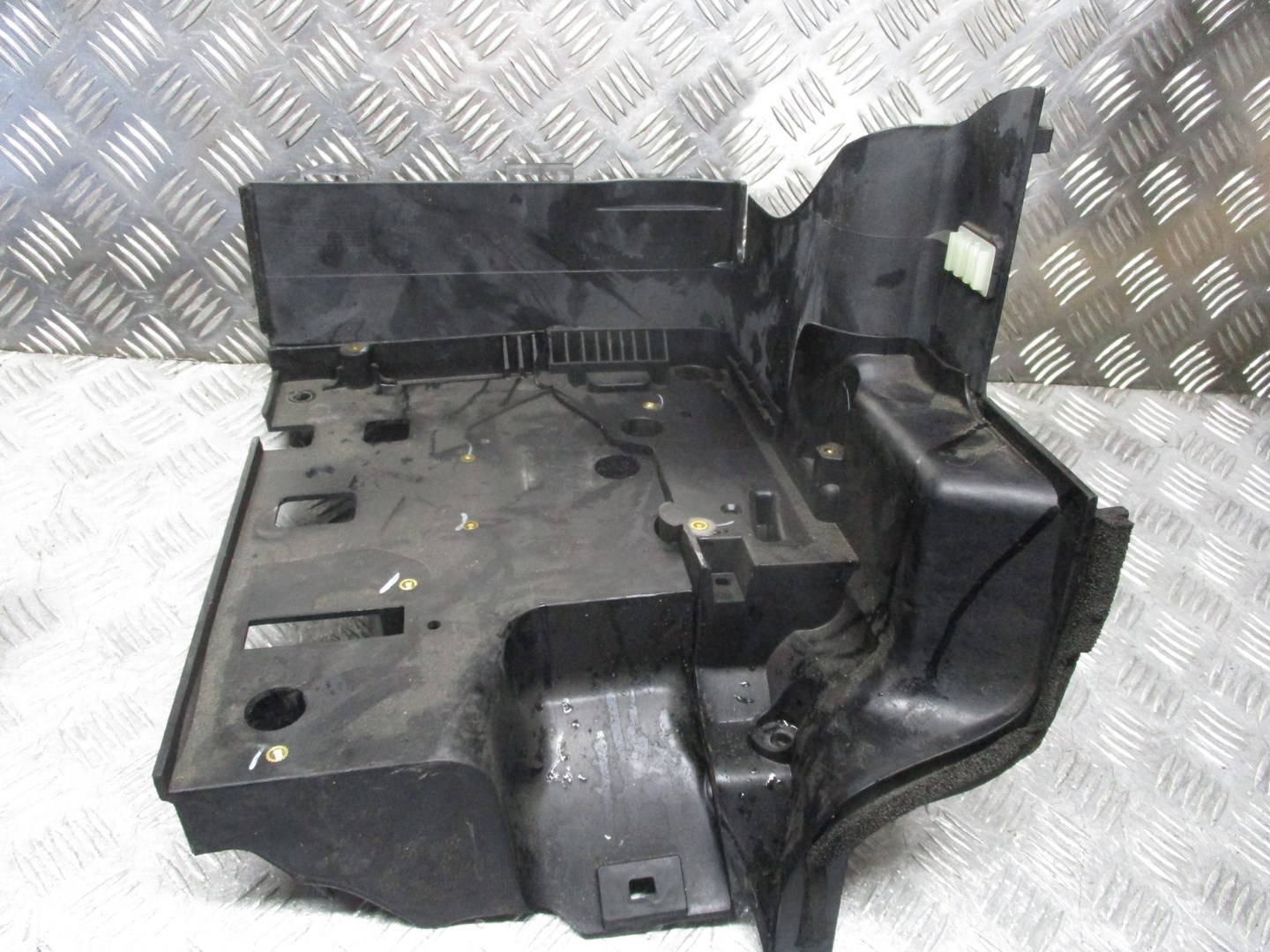 DRŽAČ AKUMULATORA RANGE ROVER SPORT 11R