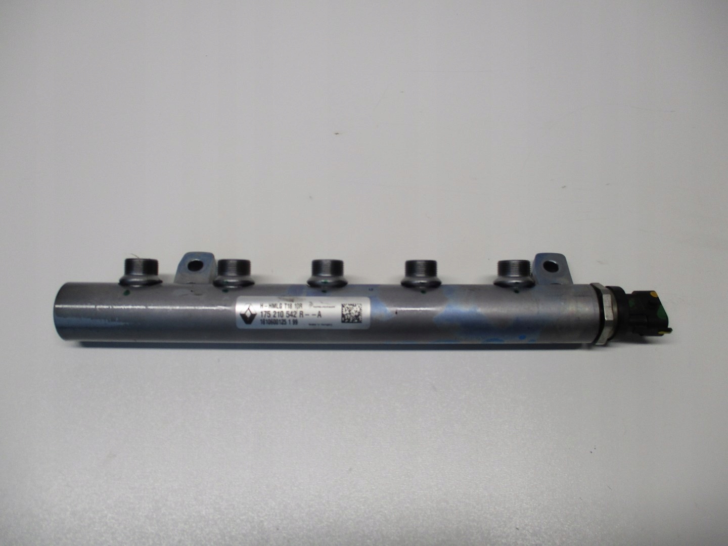 rampe injection RENAULT TALISMAN 16DCI 175210542R