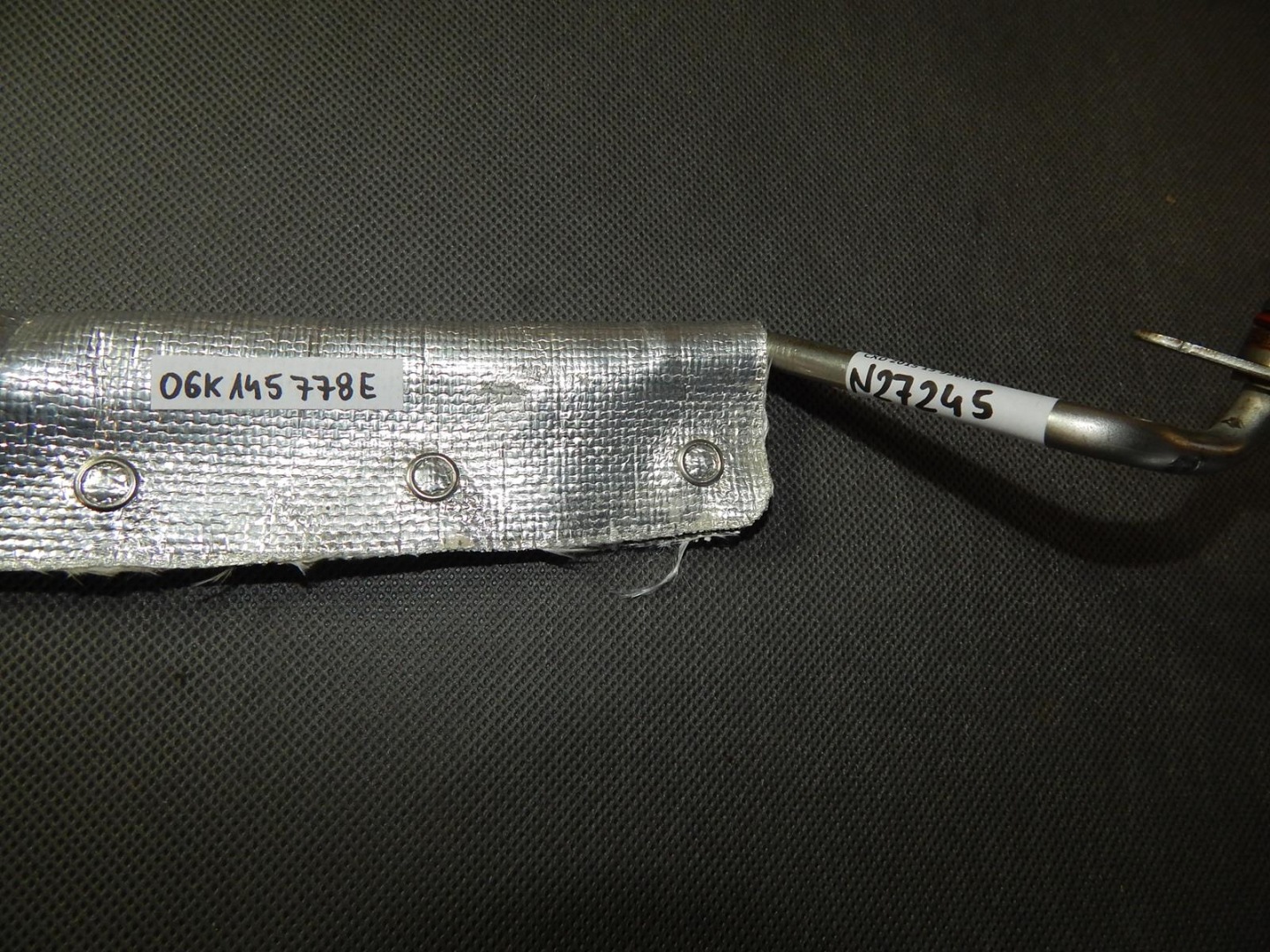 VW PASSAT B8 wiring pipe oil 06K145778E