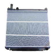 Радіатор води toyota hiace 01- hi-ace 2,5 d4d - фото