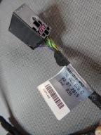 AUDI S5 F5 PODAJNIK supports right 8W6857760