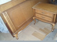 ŁÓŻKO SYPIALNIANE + DWIE SZAFKI NOCNE - STYLOWE