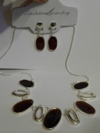 Kolczyki i naszyjnik brązowy / bursztynowy kolor