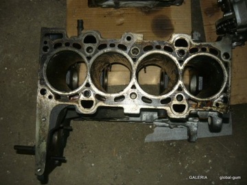 Blok silnika 7766664 BMW E90 2,0D M47