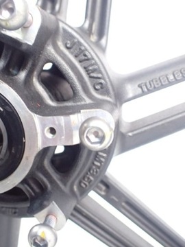 ПЕРЕДНИЙ ОБОД АБС HONDA CBF 1000 SC64 17x3.50