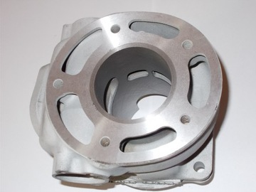 Tuleja cylindrowa SUZUKI RM 80 85 tulejowanie