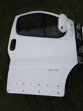 фото thumb №8, Дверь перед trafic vivaro primastar 01-14 белый