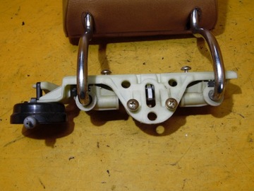 фото thumb №4, Подголовник левый перед пневматический mercedes w210