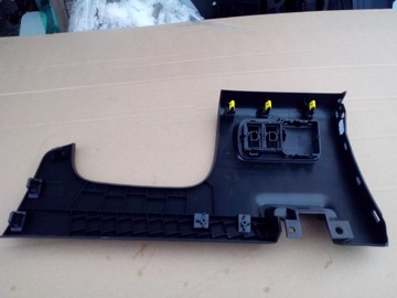 фото thumb №4, Пластик панелі захист нижня консолі renault kadjar