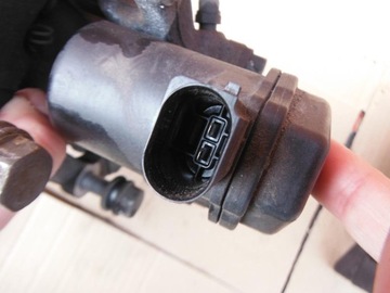 фото thumb №3, Audi a5 8t sportback 1.8 tfsi супорт затискачі зад