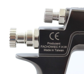 Pistolet lakierniczy LEADER HVLP dysza 1,6 mm górny zbiornik 600 ml