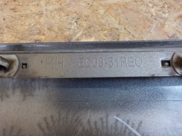 фото thumb №4, Mazda tribute молдинг дверь правый задняя 02-06