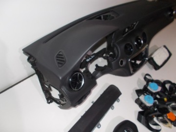 Mercedes-benz gla w156 приборная панель ремни подушка безопасности Доставка, фото thumb