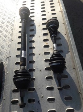 фото thumb №1, Полуось передняя правая vw passat b6