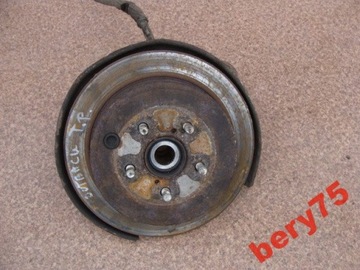 Subaru outback 10r поворотна опора ступиця зад праві фото №1