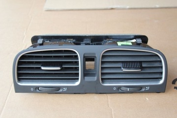 Решітка повітропровід середня vw golf vi 5k0819728n фото №1