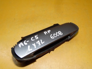 ручка двери правый передний Audi A6 C5 LY7L 4B1839885