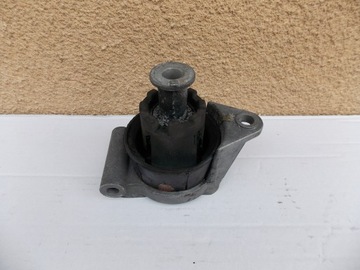 Astra 2 g 1.8 16v x18xe1 кронштейн опора подушка, фото