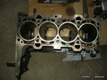 Block motor 7766664 bmw e90 2, 0d m47, фото