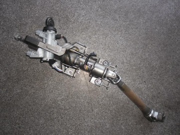 Colt 08 - 12 steering column crosspiece bracket, фото