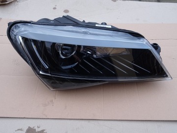 Skoda superb 3 3v1941016b фара ксенон правая led подсветка, фото