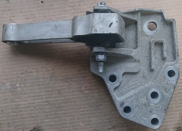 Cushion bracket engine range rover evoque bj326p096aa, фото
