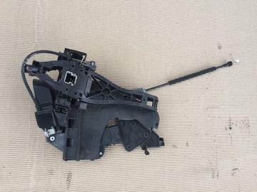 Door lock right rear door volvo s40 v50 back 30699112, фото