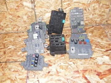 Коробочка блок предохранителей honda odyssey 05 - 2010 год, фото