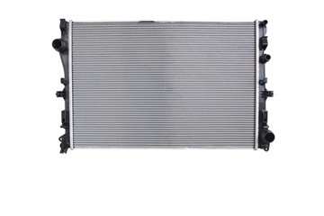 Radiator mercedes c-class w205 e w213 14 15- a0995007303 a0995002103, фото