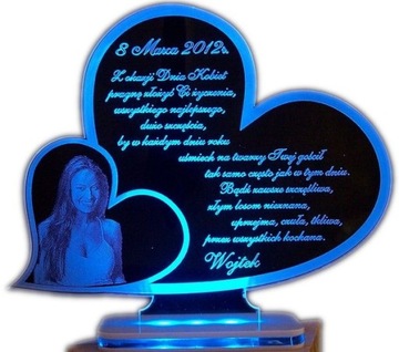 Women's day 8 march backlit figurines photo, фото