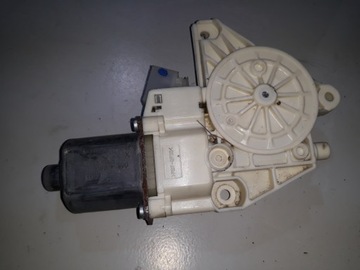Mercedes power window motor left rear w204 a2048200642, фото