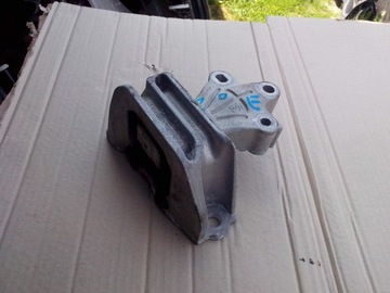 Bracket fasteners cushion motor renault zoe, фото