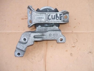 Nissan cube bracket cushion fasteners motor 97020241, фото
