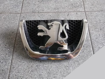 MŘÍŽKA MASKA ZNAKY LOGO PEUGEOT 207 303002001