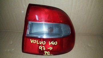 Volvo V40 96-00 lampa tylna prawa w błotnik