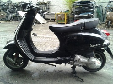 PIAGGIO VESPA 125 2008r RAMA,KAROSERIA TYŁ