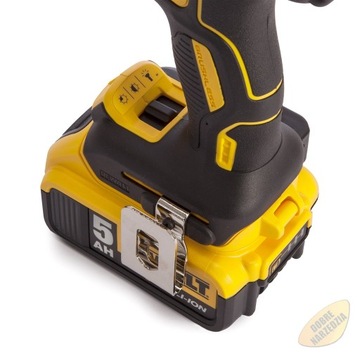 DeWALT DCD796P2 Аккумуляторная ударная дрель и шуруповерт 5 Ач, 18 В + DT7969