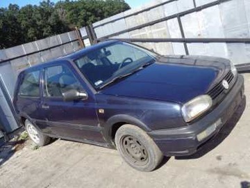 НАКЛАДКА НА ЗАДНИЙ БАГАЖНИК БАГАЖНИК VW GOLF III HB