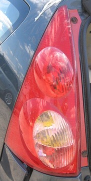 PEUGEOT 107 LAMPA TYŁ TYLNA LEWA