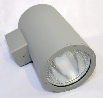 LAMPA Oprawa elewacyjna 150W metalohalogen IP65