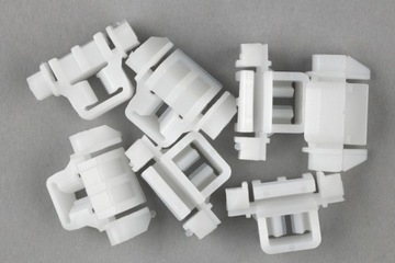 КРЫШКА, ШИРОКАЯ РАЗЪЕМ ПИТАНИЯ. НИЖНИЙ MERCEDES W201