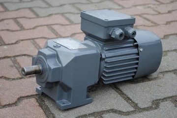 Motoreduktor 0.37kw. 205obr./min.. KEB