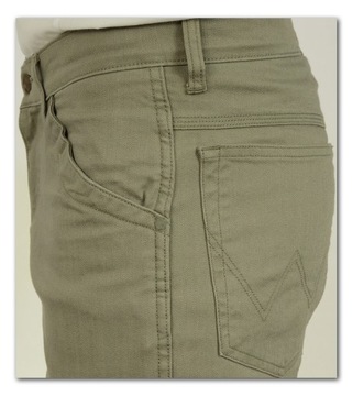 Wrangler TEXAS Olive spodnie jeans CLASSIC W31 L32